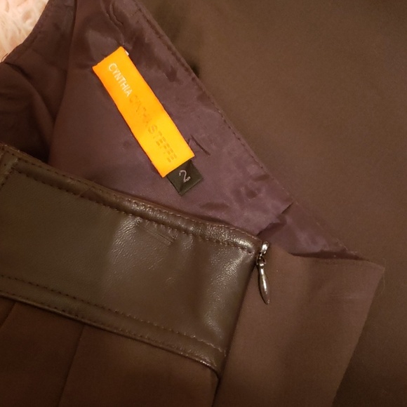 Mini skirt - Picture 4 of 4